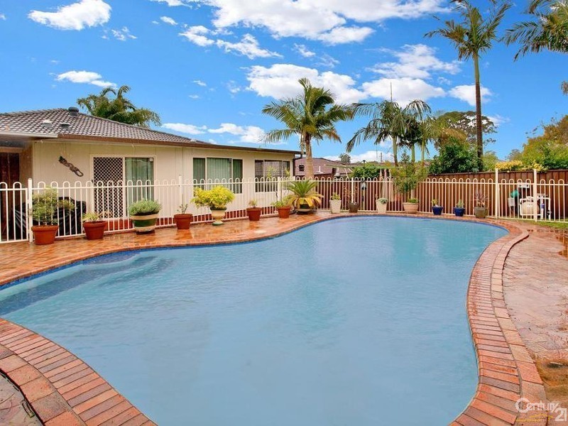 33 Winnipeg Street, Seven Hills NSW 2147