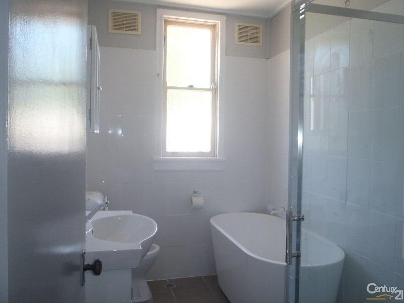 4 Cartwright Avenue, Lalor Park NSW 2147