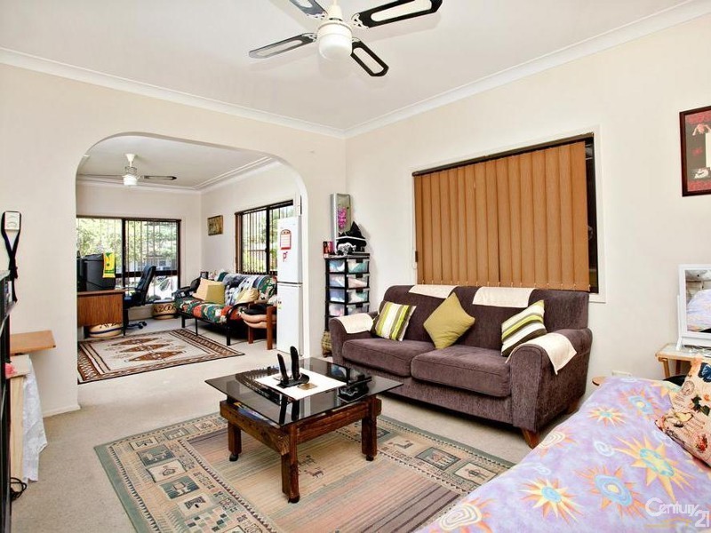 27 Shannon Street, Lalor Park NSW 2147