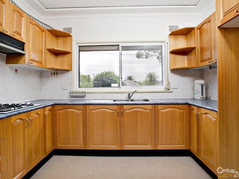 1 Olive Street, Seven Hills NSW 2147