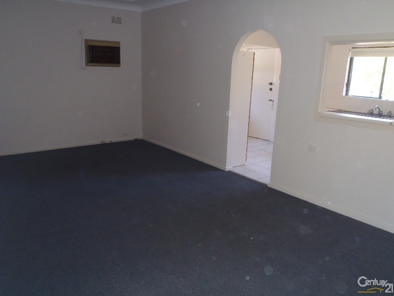 22 Pineleigh Road, Lalor Park NSW 2147