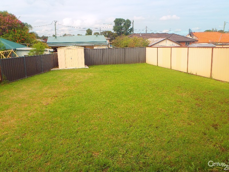 2 Wycombe Street, Doonside NSW 2767