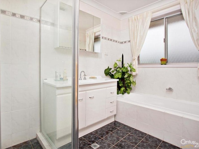 74 Endeavour Street, Seven Hills NSW 2147