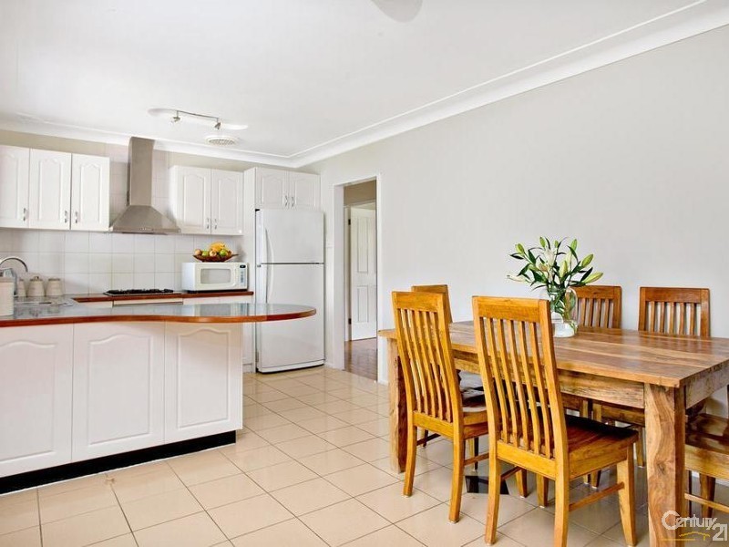 4 Lamonerie Street, Toongabbie NSW 2146