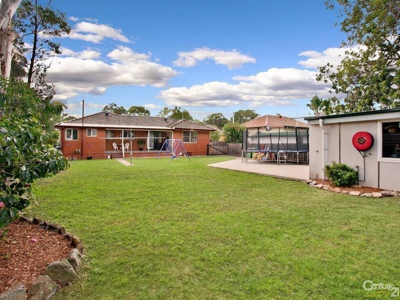4 Lamonerie Street, Toongabbie NSW 2146