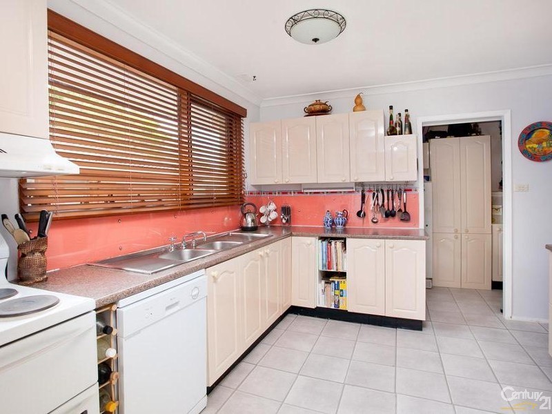 14 Topaz Crescent, Seven Hills NSW 2147