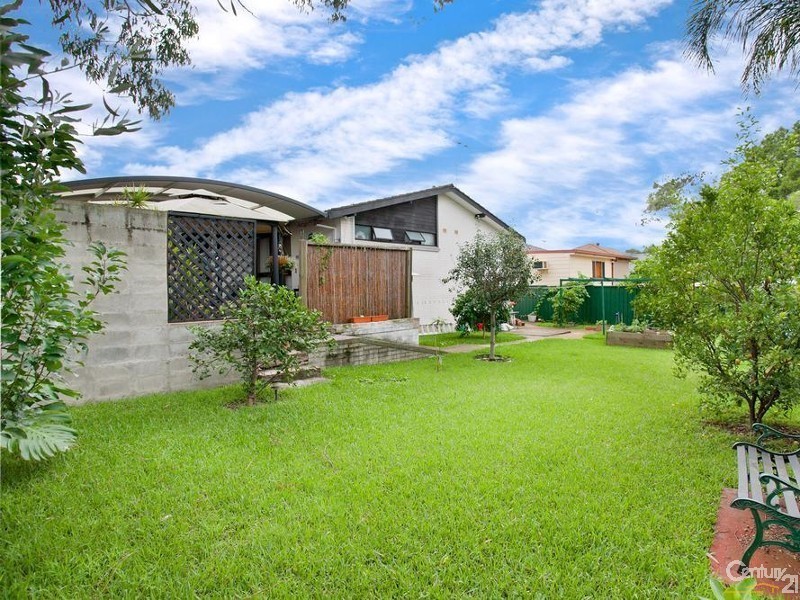 14 Topaz Crescent, Seven Hills NSW 2147