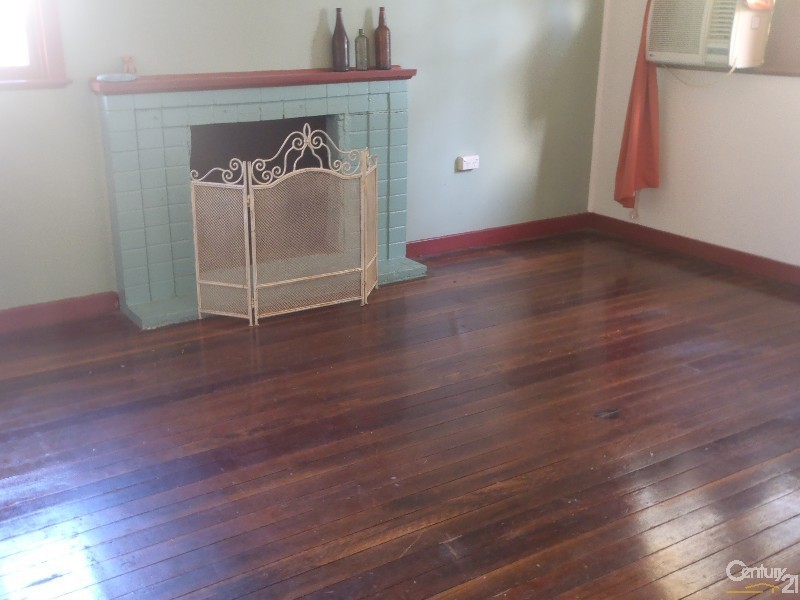 10 Seventh Avenue, Seven Hills NSW 2147