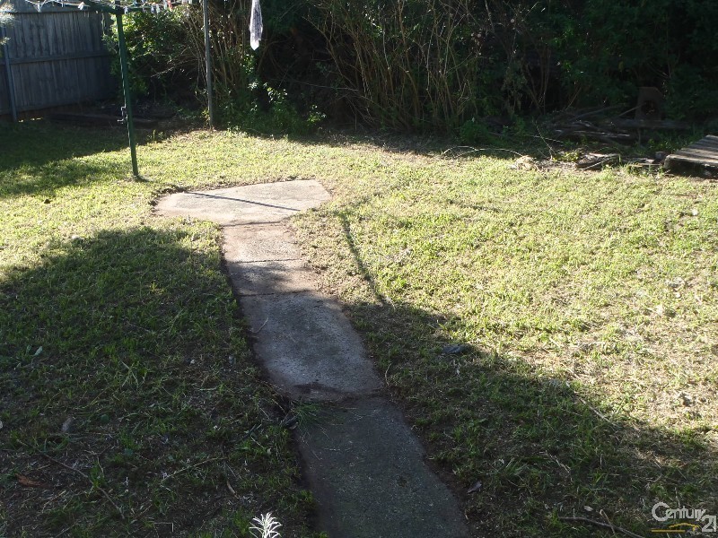 10 Seventh Avenue, Seven Hills NSW 2147