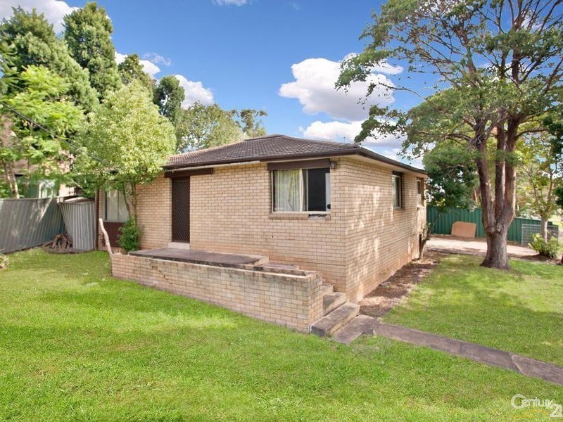 1 Mackenzie Blvde, Seven Hills NSW 2147