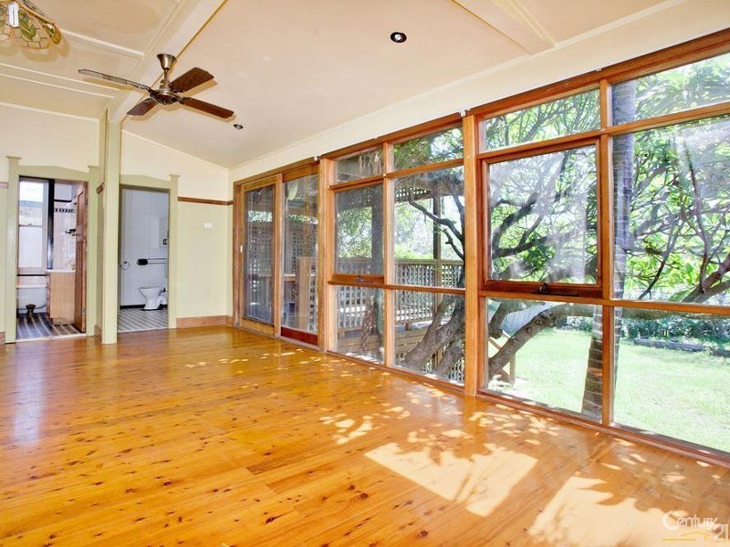 37 Wall Park Avenue, Seven Hills NSW 2147