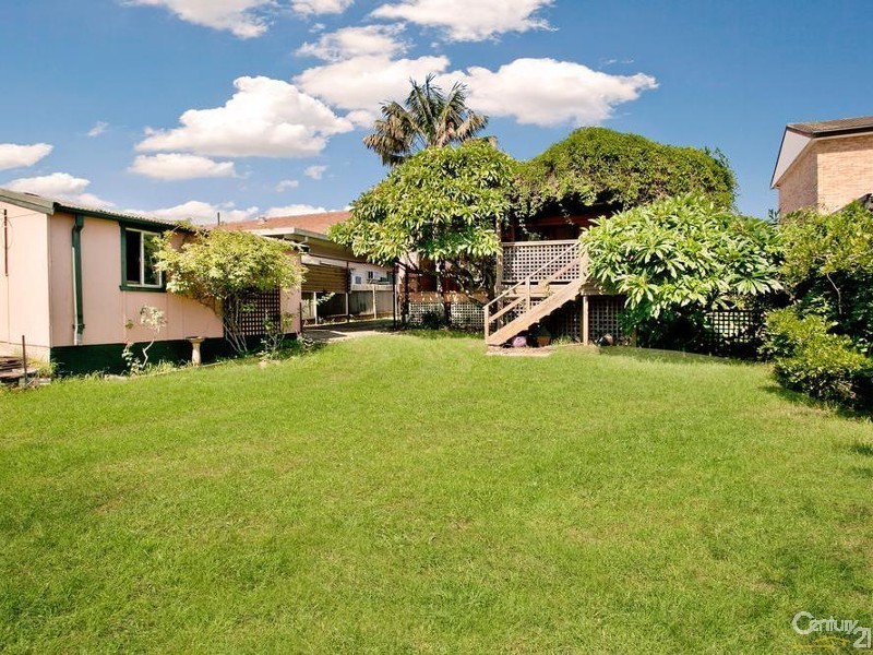 37 Wall Park Avenue, Seven Hills NSW 2147