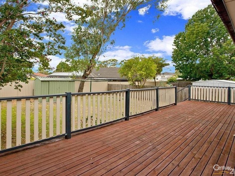 17 Ellam Drive, Seven Hills NSW 2147