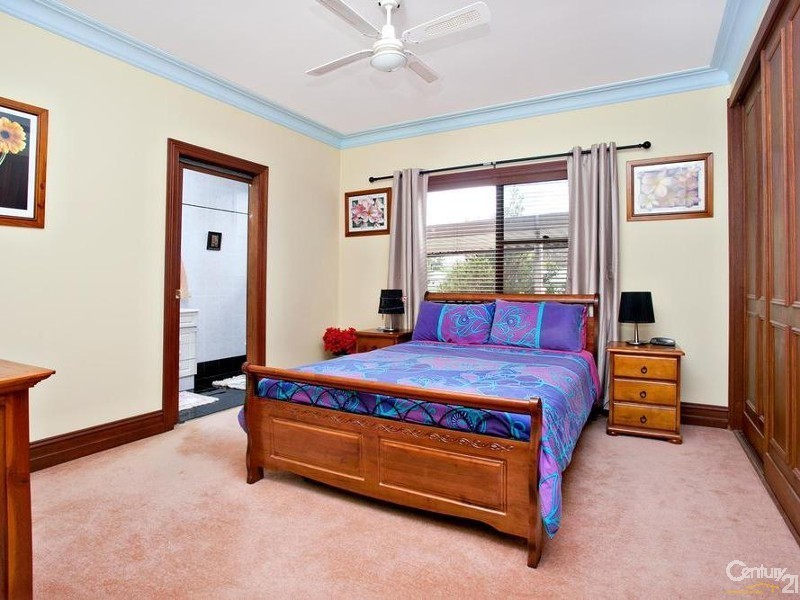 30 Pineleigh Road, Lalor Park NSW 2147