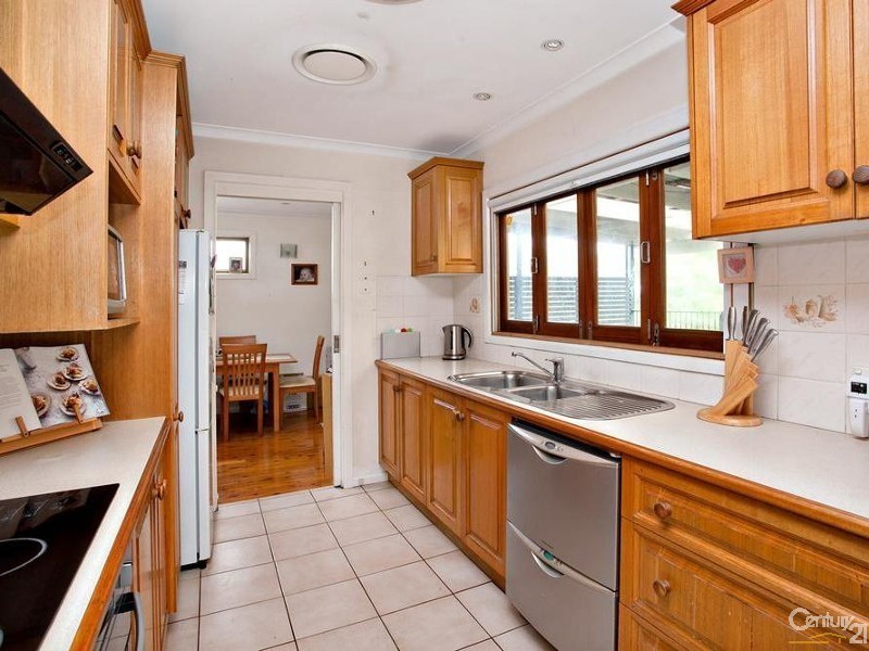 10 Lowana Crescent, Seven Hills NSW 2147