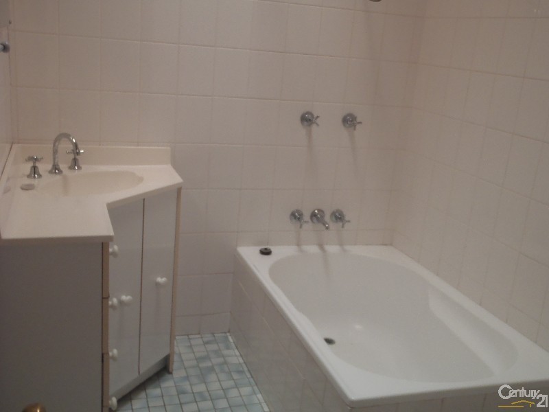 60 Christine Crescent, Lalor Park NSW 2147