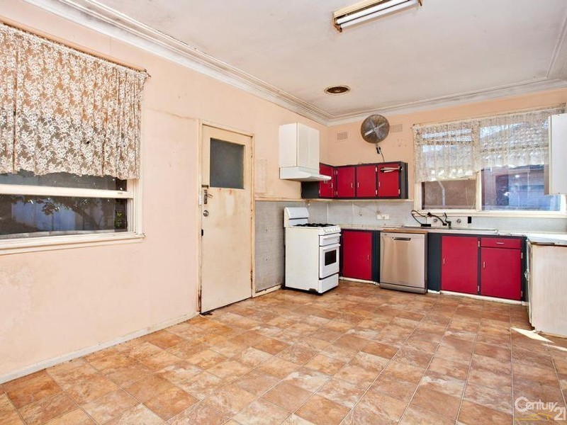 36  Athabaska Avenue, Seven Hills NSW 2147