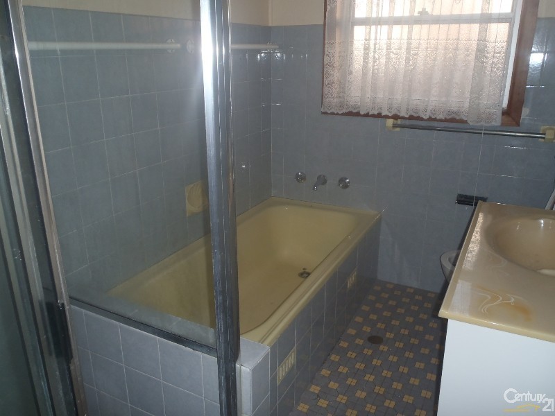 92 Endeavour Street, Seven Hills NSW 2147