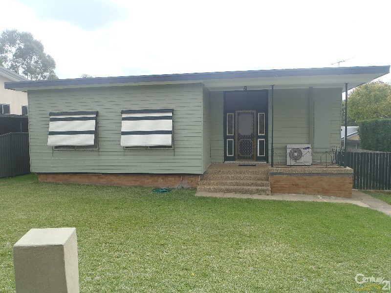 10 Danny Road, Lalor Park NSW 2147