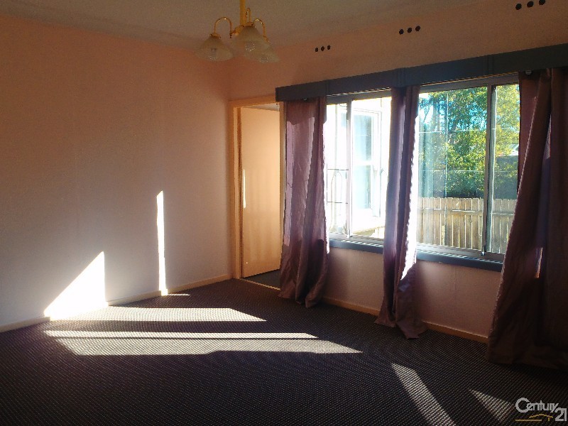 24 Pioneer Street, Seven Hills NSW 2147