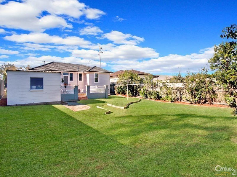 28 Heffron Road, Lalor Park NSW 2147