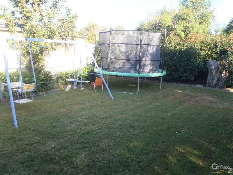 72 Endeavour Street, Seven Hills NSW 2147