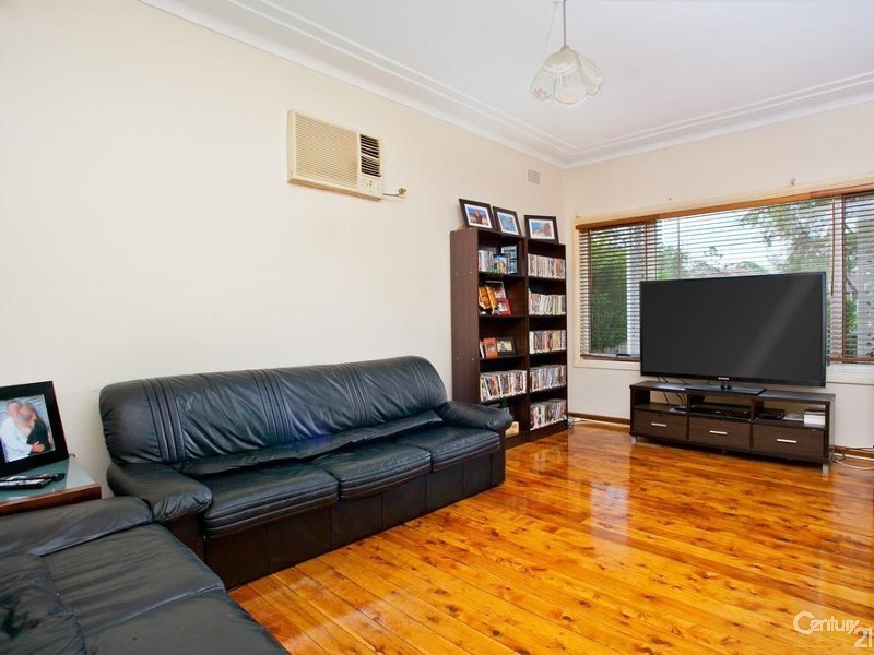 44 Dora Street, Blacktown NSW 2148