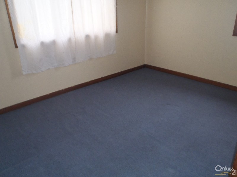 12 Eighth Avenue, Seven Hills NSW 2147