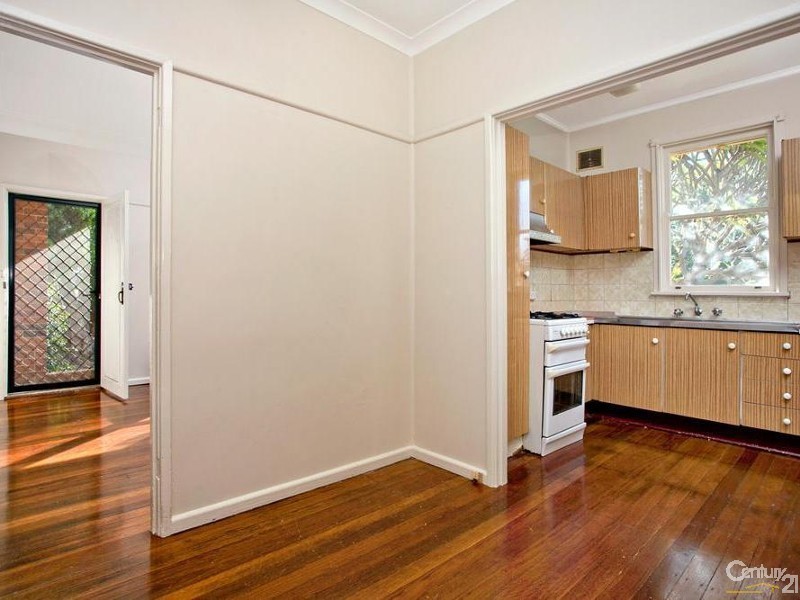 6 Noakes Parade, Lalor Park NSW 2147