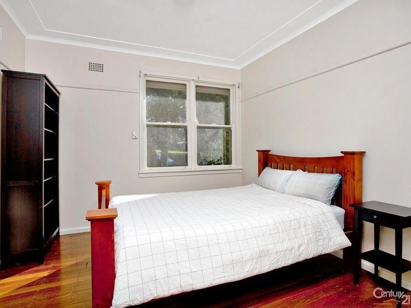 6 Noakes Parade, Lalor Park NSW 2147