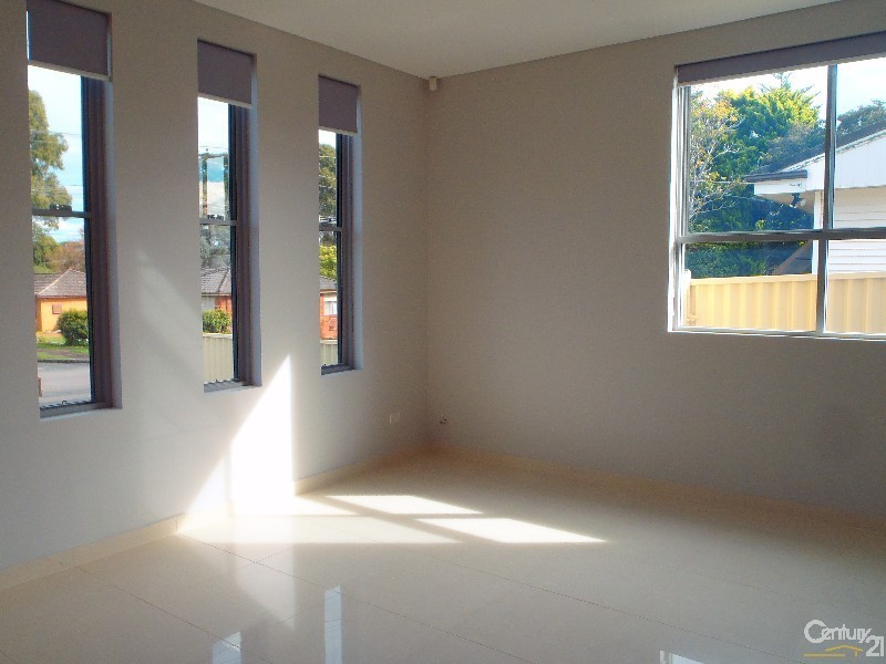 39 Leabons Lane, Seven Hills NSW 2147