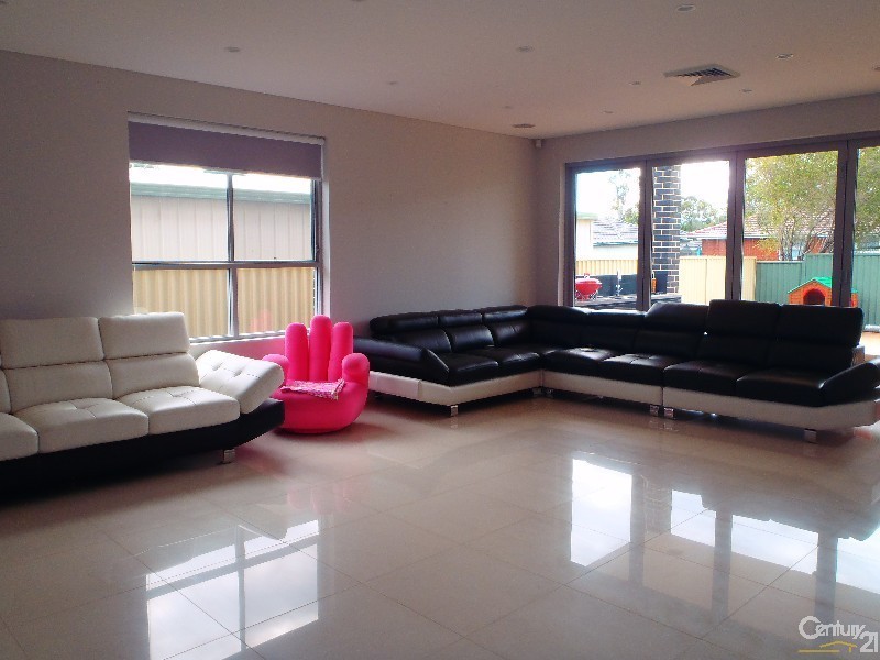 39 Leabons Lane, Seven Hills NSW 2147