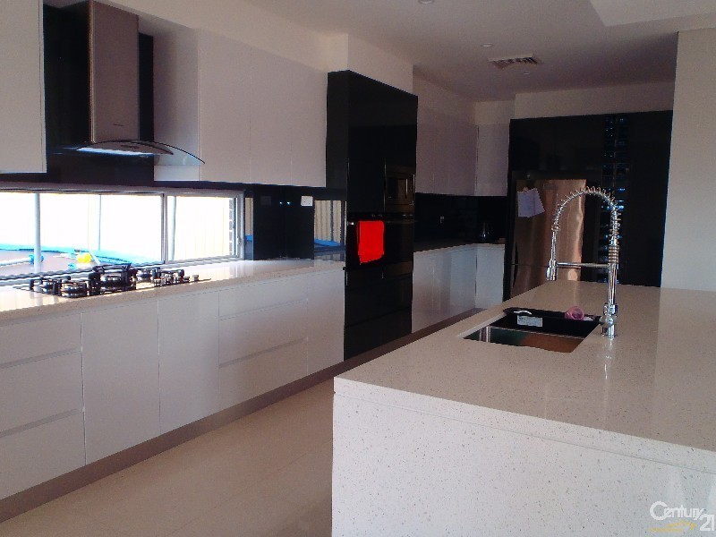 39 Leabons Lane, Seven Hills NSW 2147