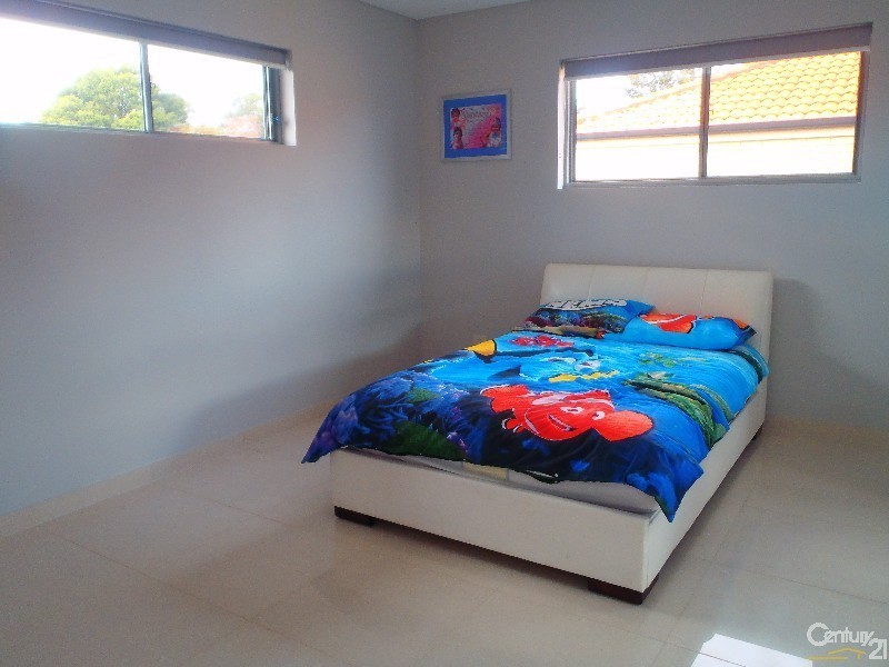 39 Leabons Lane, Seven Hills NSW 2147