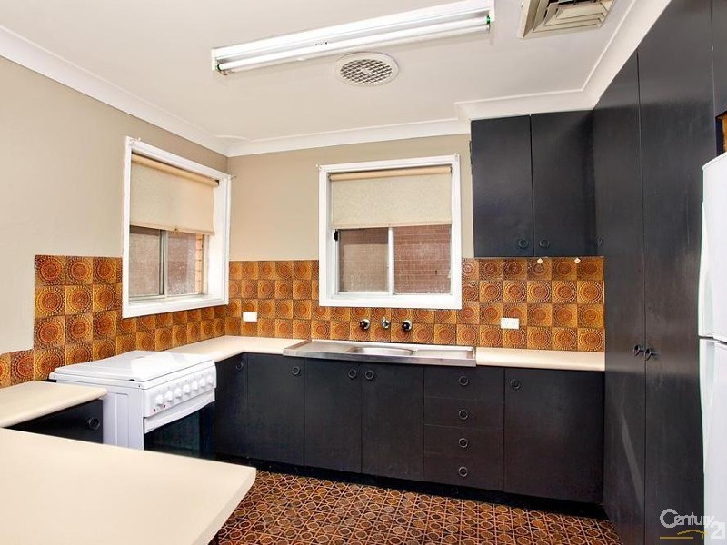 13 Mitumba Road, Seven Hills NSW 2147