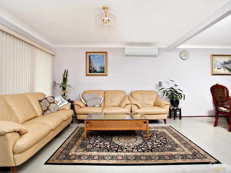 74 Endeavour Street, Seven Hills NSW 2147