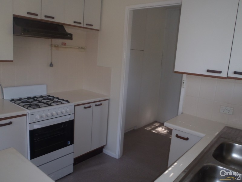 23 Rae Street, Seven Hills NSW 2147