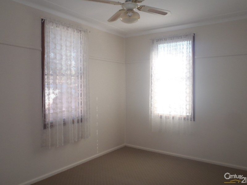 12 Cartwright Crescent, Lalor Park NSW 2147