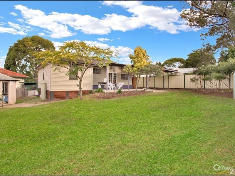 5 Butler Place, Lalor Park NSW 2147