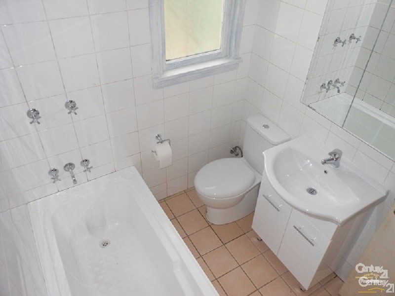 8 Mamie Avenue, Seven Hills NSW 2147