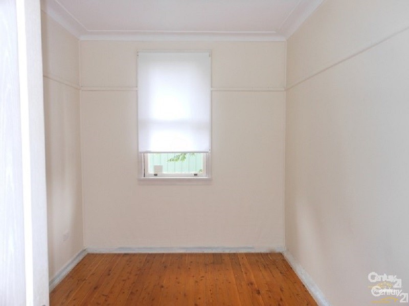 8 Mamie Avenue, Seven Hills NSW 2147