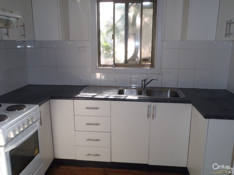 16 Pioneer Street, Seven Hills NSW 2147