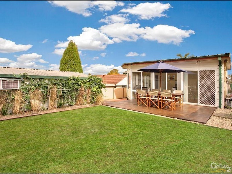 15 Carole Street, Seven Hills NSW 2147