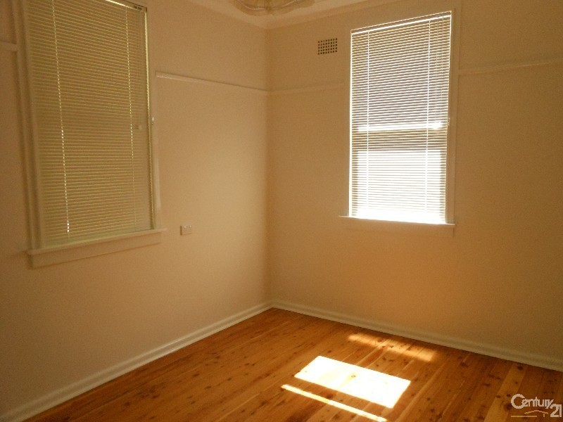 21 Gilmore Road, Lalor Park NSW 2147