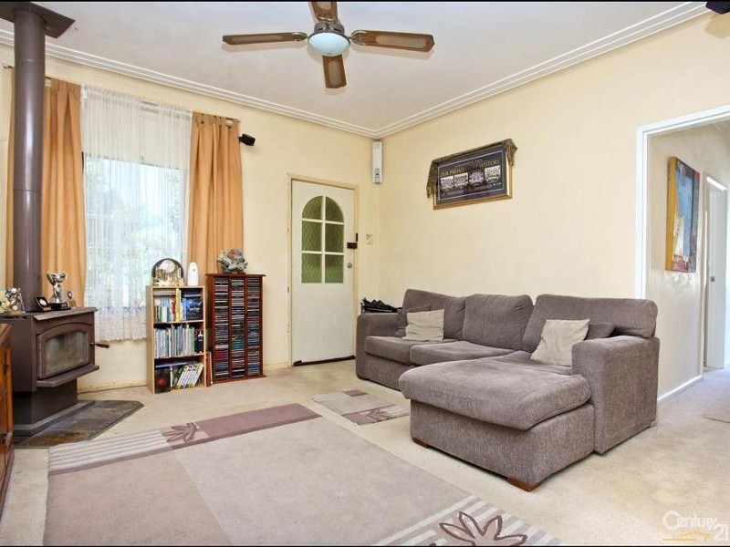 17 Gilmore Road, Lalor Park NSW 2147