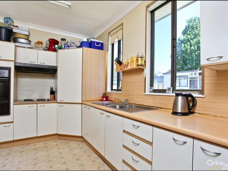 17 Gilmore Road, Lalor Park NSW 2147