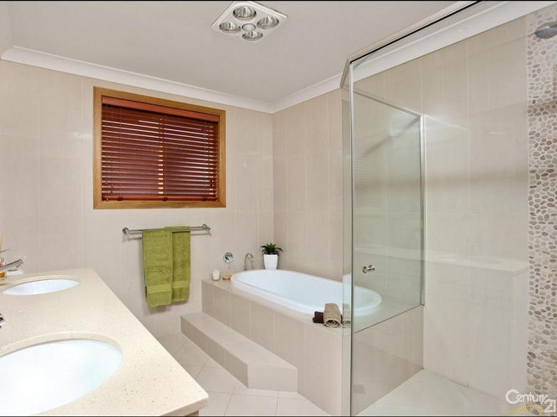 7 Cobbity Street, Seven Hills NSW 2147