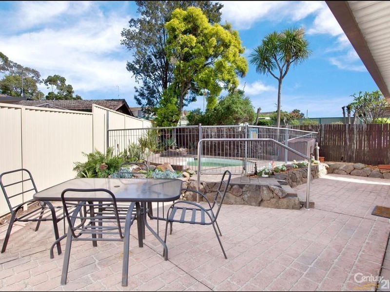 13 Columbia Road, Seven Hills NSW 2147