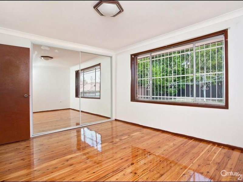 4 Pretoria Road, Seven Hills NSW 2147