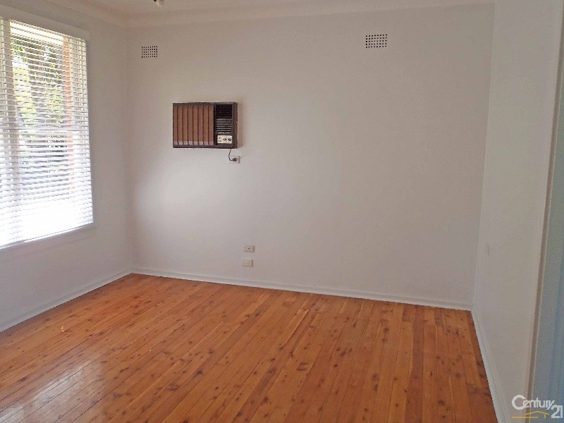 22 Barbara Blvde, Seven Hills NSW 2147